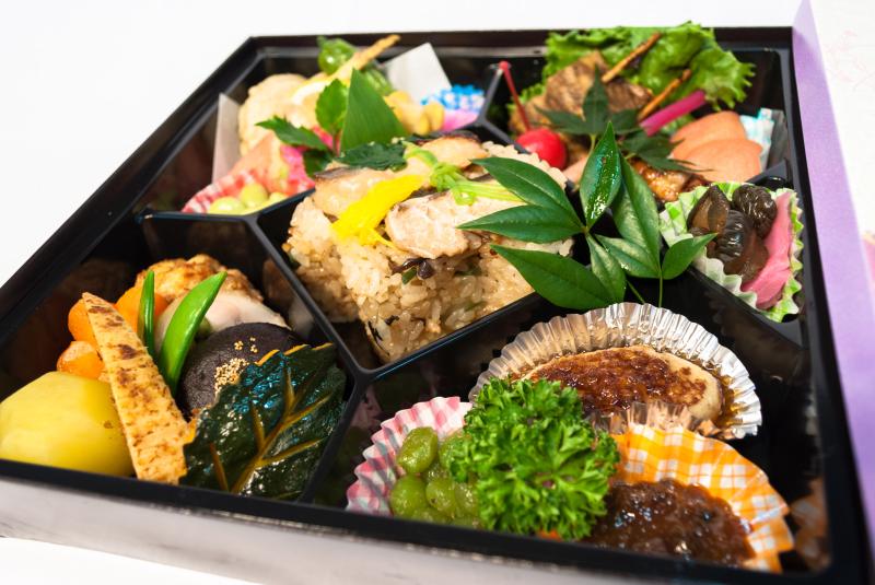 栗駒山麓の四季彩めぐり弁当