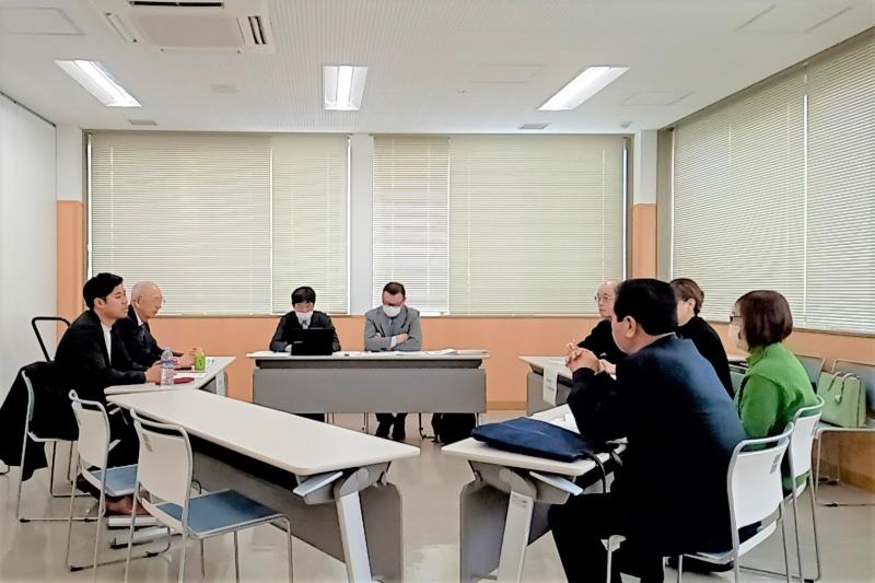 市民活動・NPO・ボランティア団体との意見交換の様子の写真