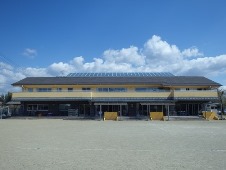 園舎全体写真
