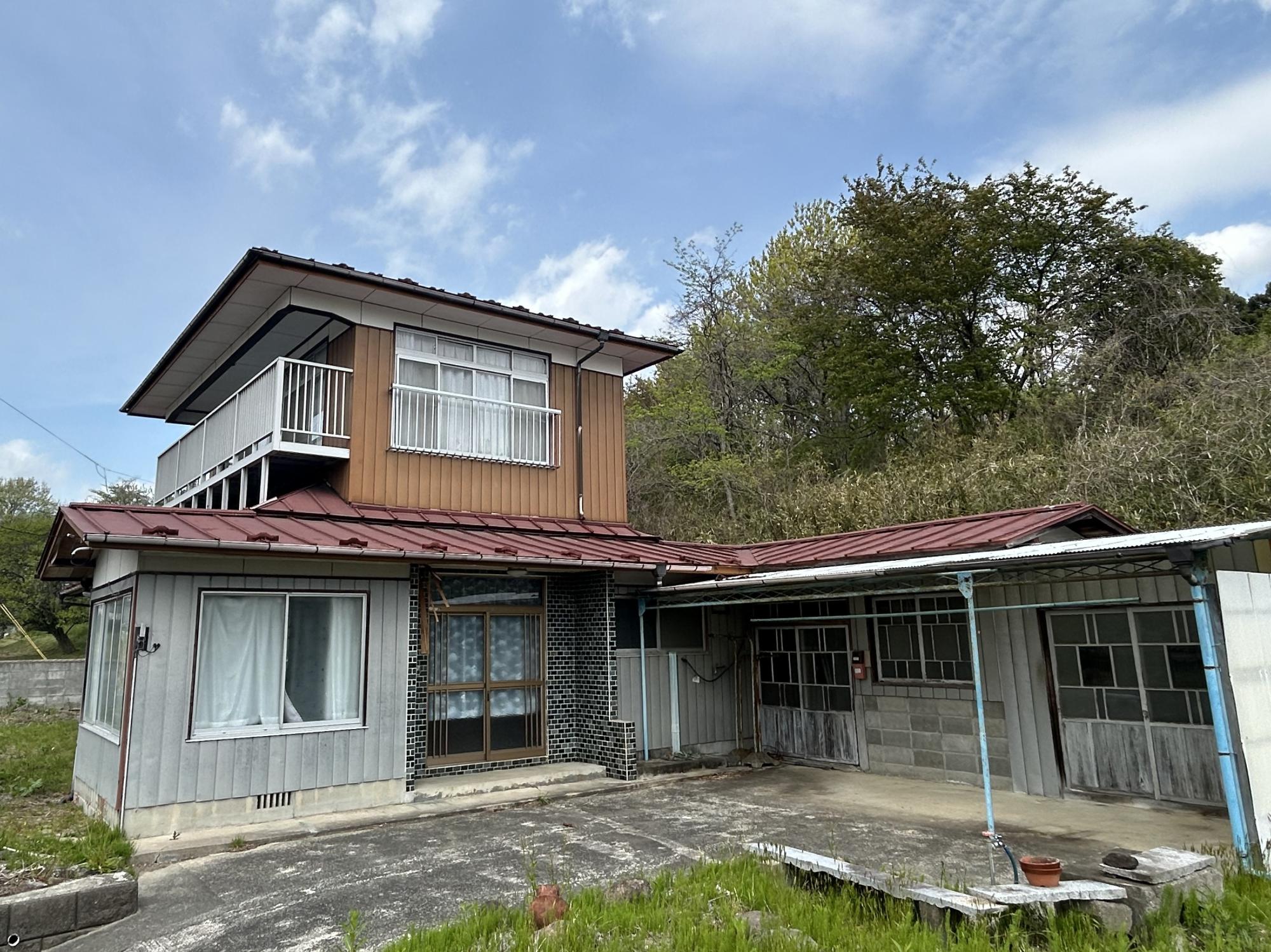 物件登録番号0143「写真更新しました!バス停まで徒歩5分以内」の画像